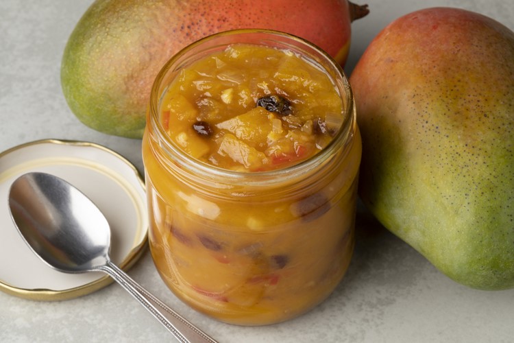 Mangové chutney